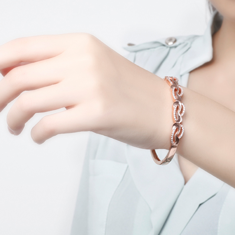 006Flowers Bracelet