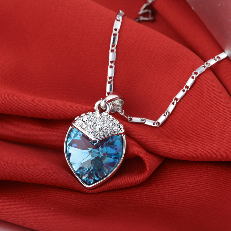 002Sweet Words Pendant