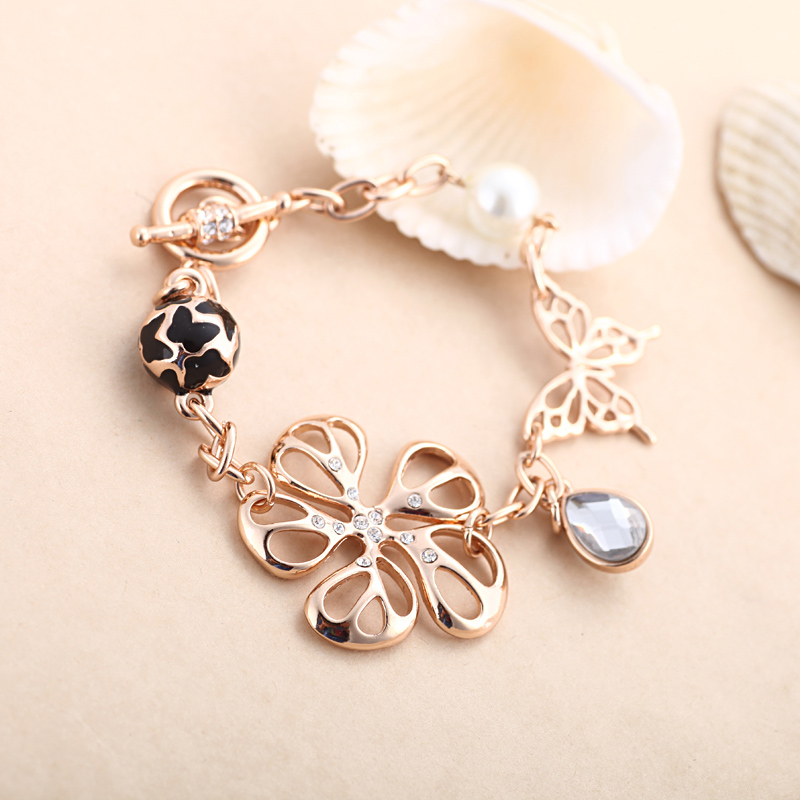 IMG_7111Flower Bracelet