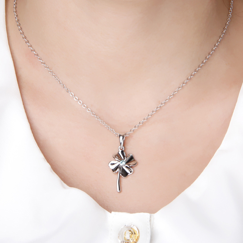 006Lucky Pendant