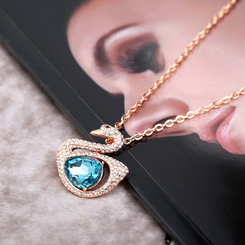 003Love of Swan Pendant