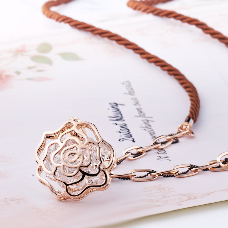 002Rose Pendant 