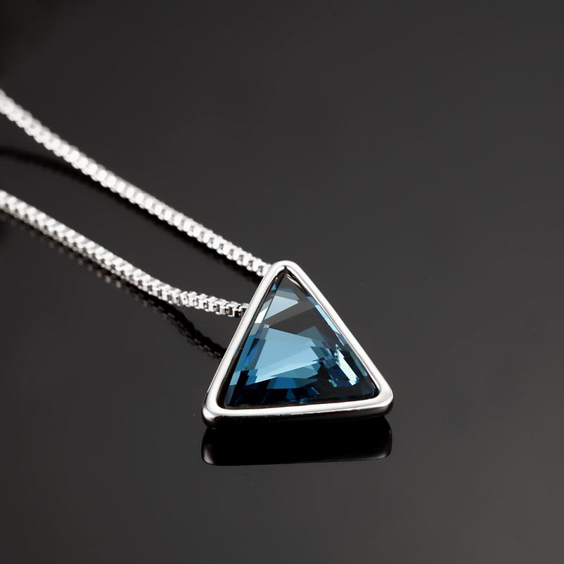 005Triangle Pendant