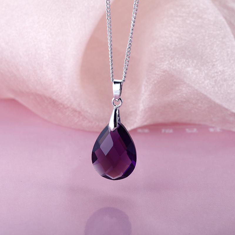 02The Rainbow Pendant
