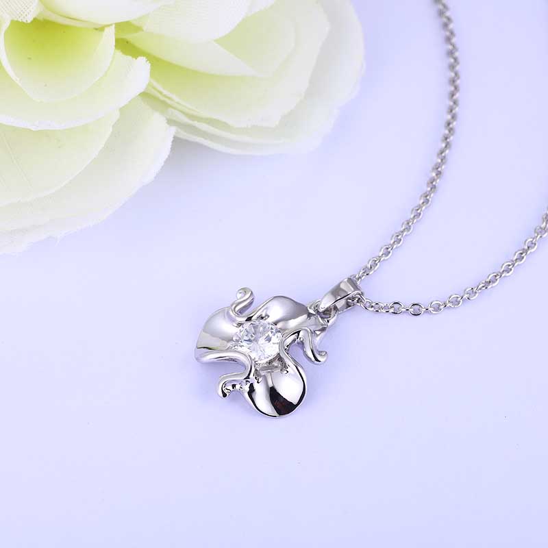 IMG_0147Conon Pendant