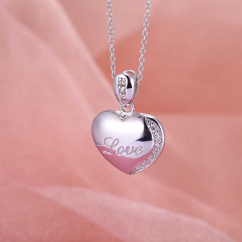 IMG_0269Love Heart Pendant
