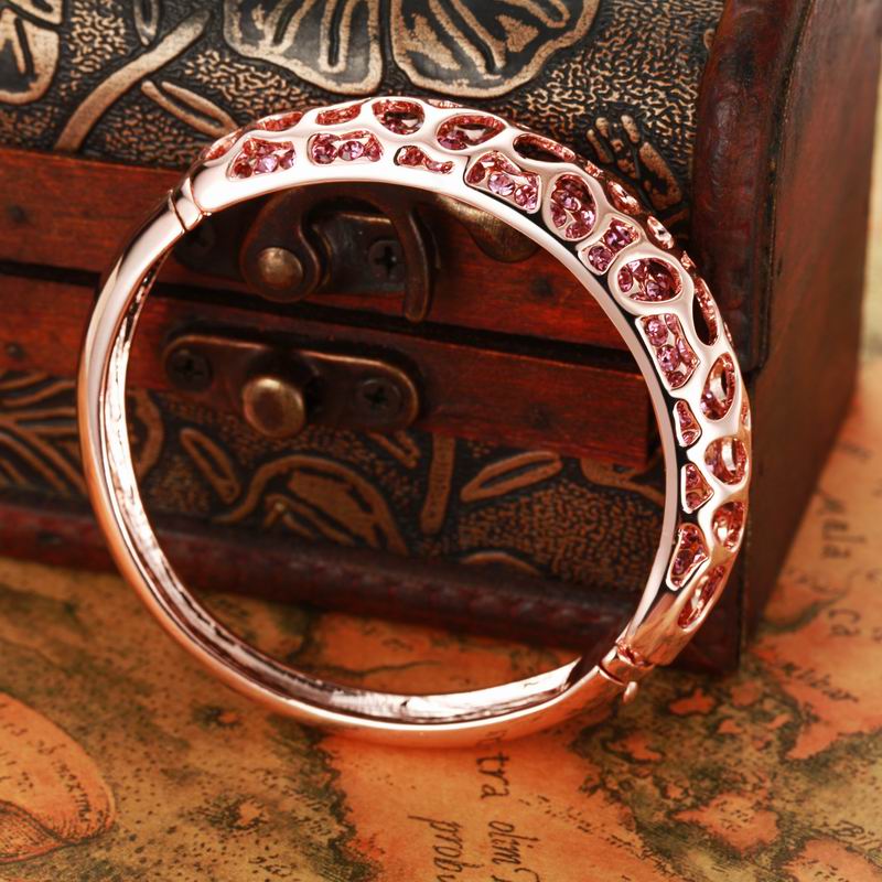 61The Queen Bracelet
