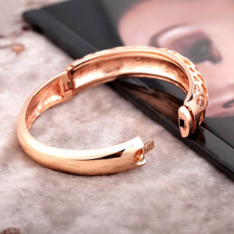 14The Queen Bracelet