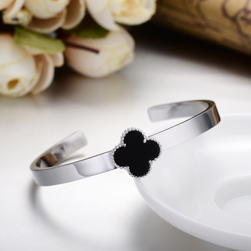3Lucky Bracelet