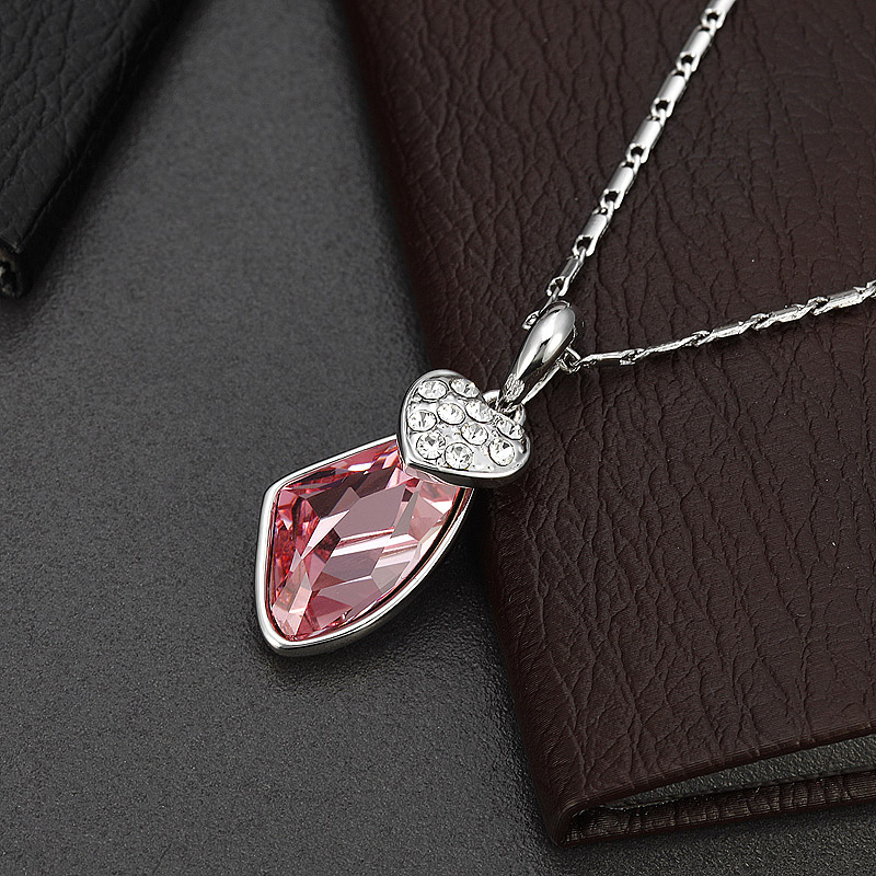 002Happiness Pendant