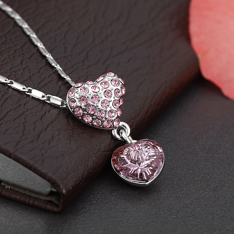 003Closer Heart Pendant