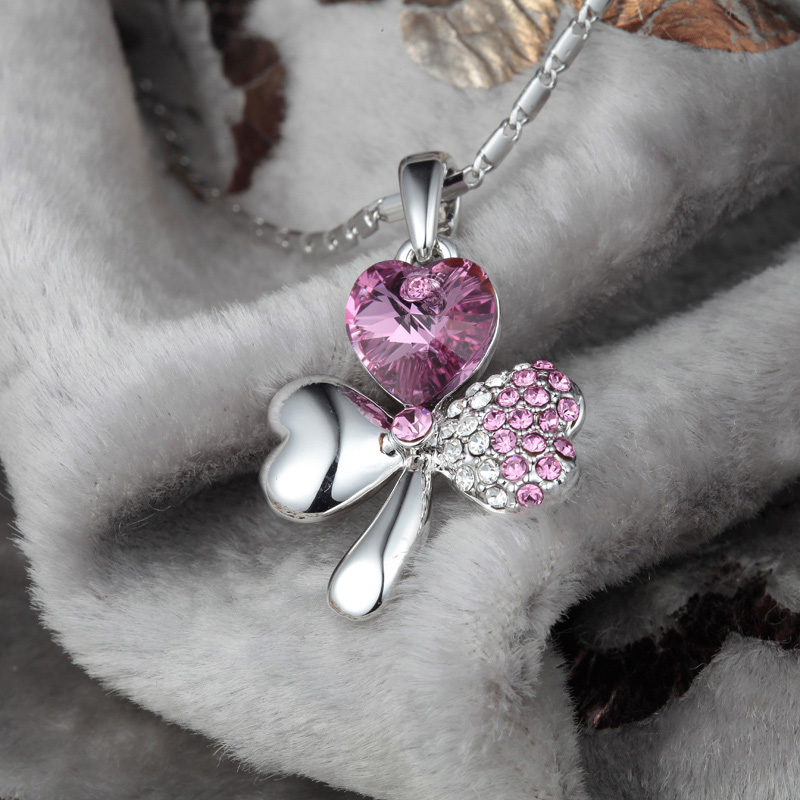 005Clover Pendant