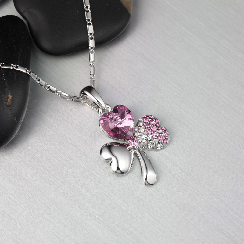 002Clover Pendant