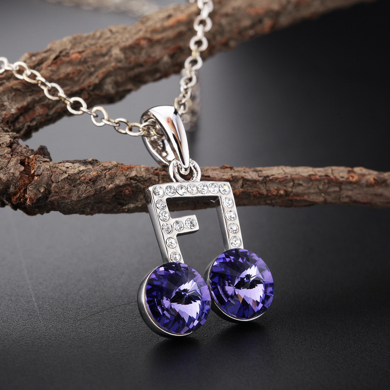 004Happy Note Pendant