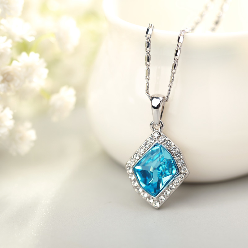 MDEXL00037盈盈秋水6colchicine Pendant