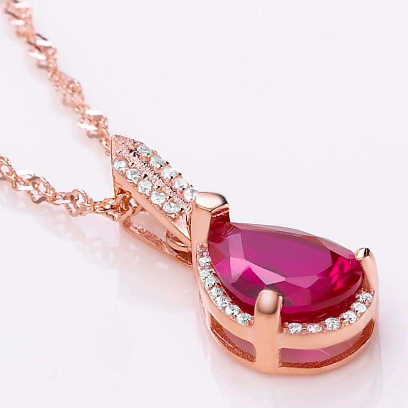 BQ010843.393472.CaptureGentle Pendant