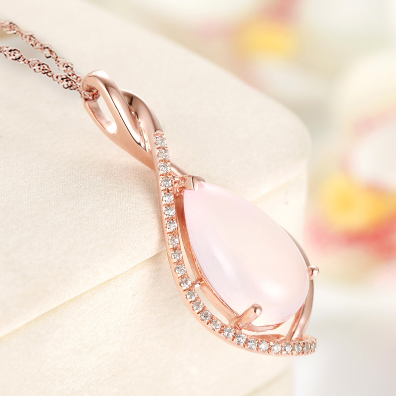 3ross quartz pendant