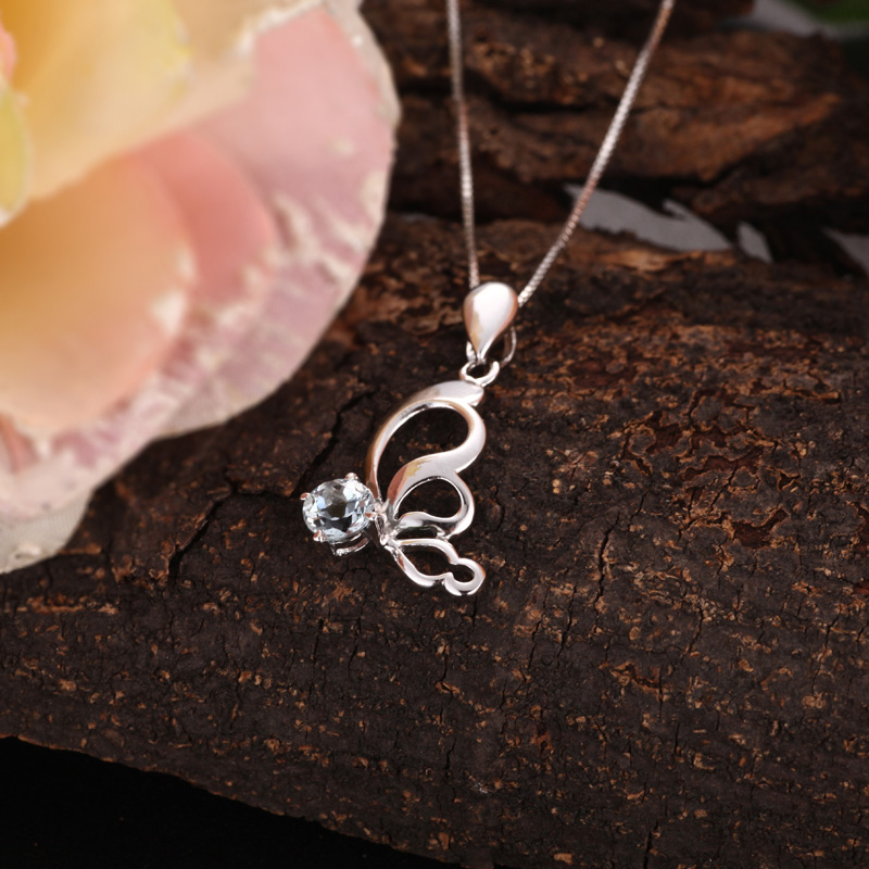 800x800-3Butterfly Pendant