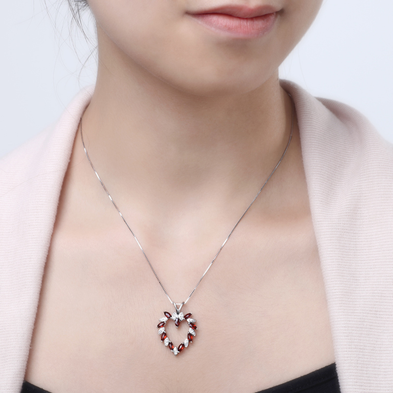 800x800-2Heartfelt Pendant