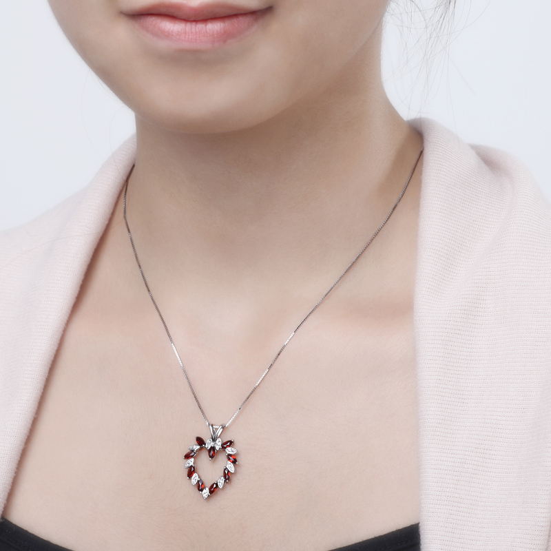 800x800-3Heartfelt Pendant