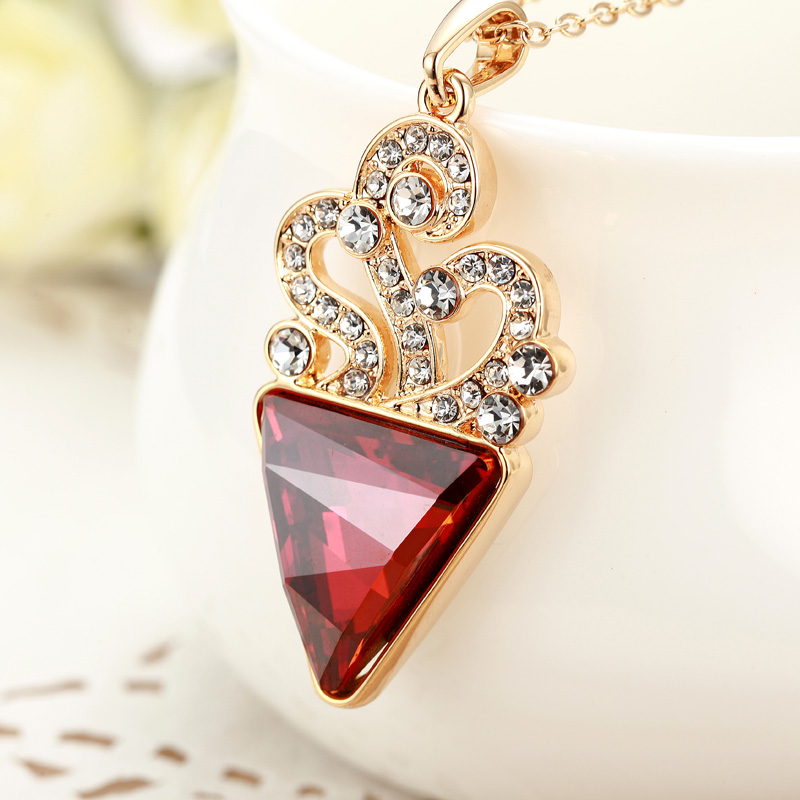 10Folwer Pendant