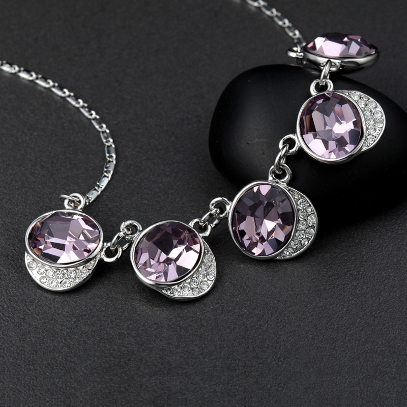 563The ray Pendant