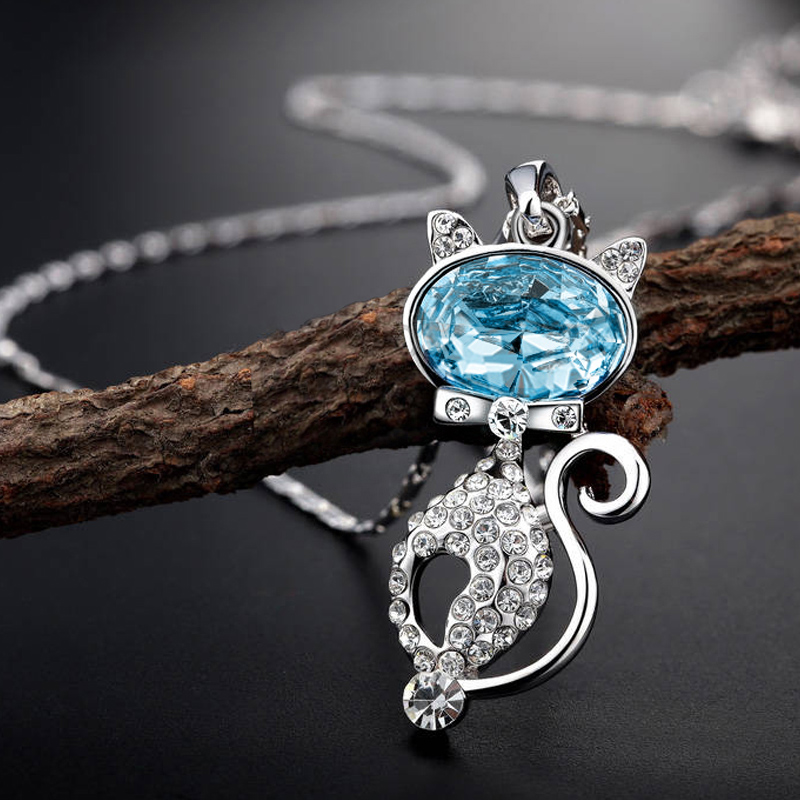 5Princess Cat Pendant 