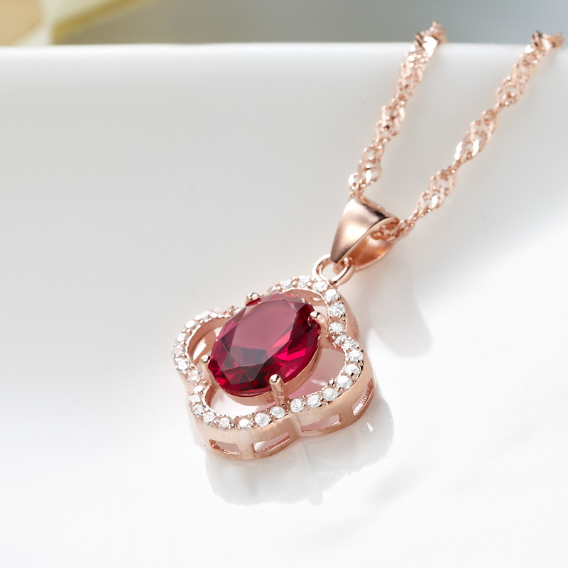 7Lucky clover Pendant