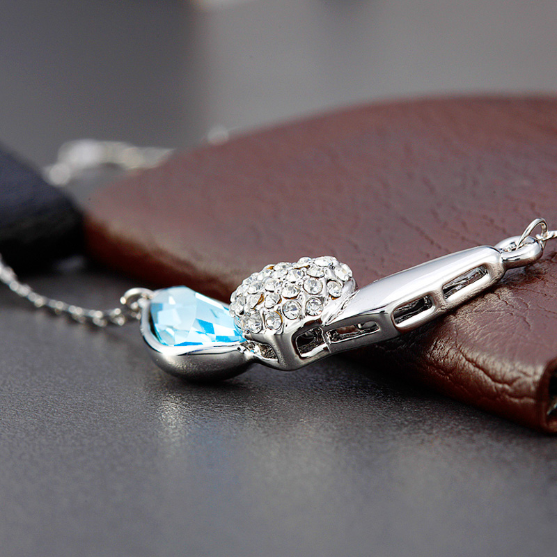 7Wing Pendant 