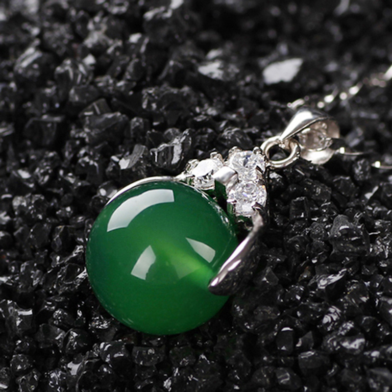 3Jade bead pendant