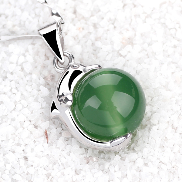 2Jade bead pendant
