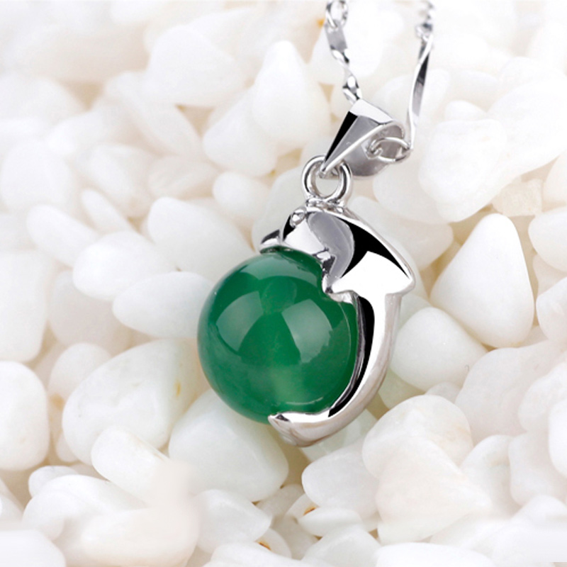 3Jade bead pendant