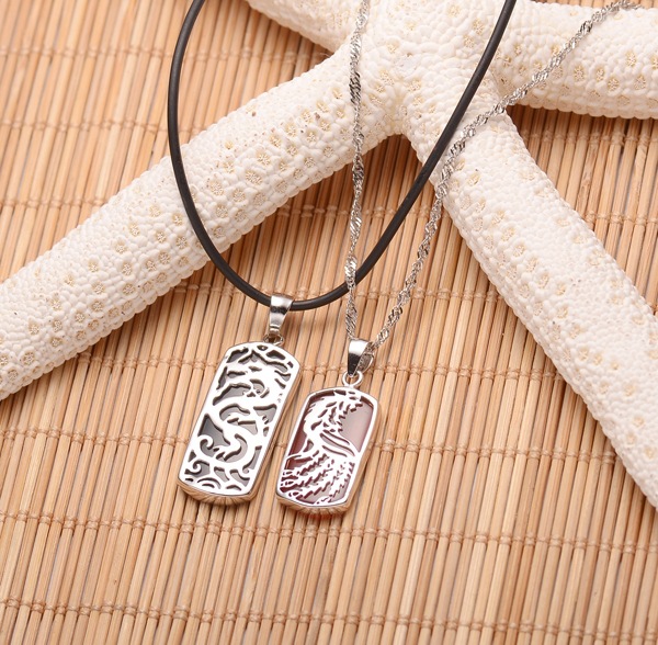 2Couple pendant