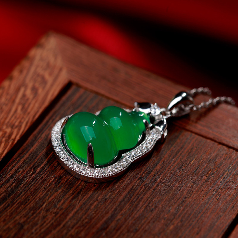 _MG_4305Prosperity Pendant