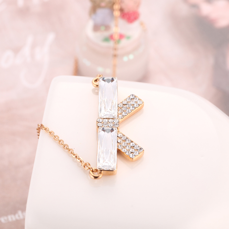 IMG_8168Bowknot Pendant