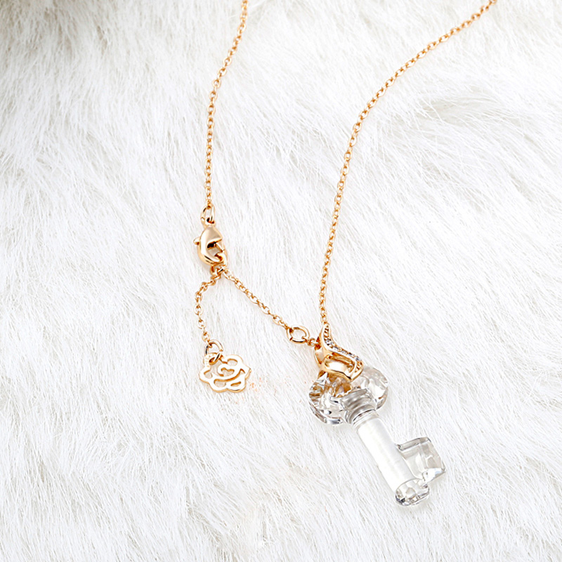 003The Key Pendant 