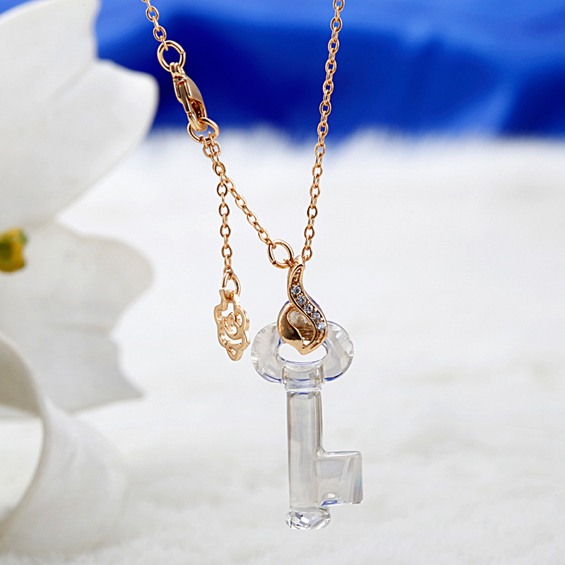 004The Key Pendant 