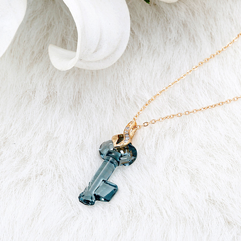 003The Key Pendant 