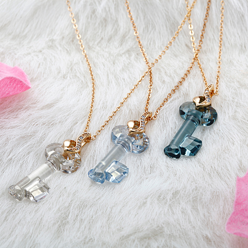 004The Key Pendant 