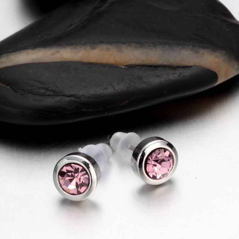 004Simple Love Earrings