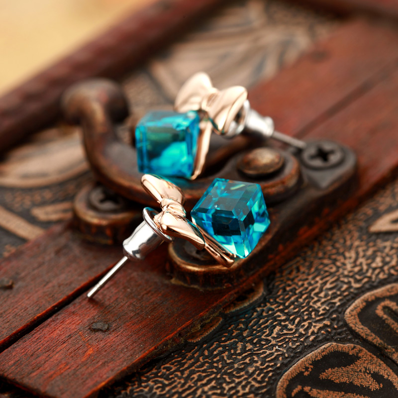 IMG_6537Magic Cube Earrings