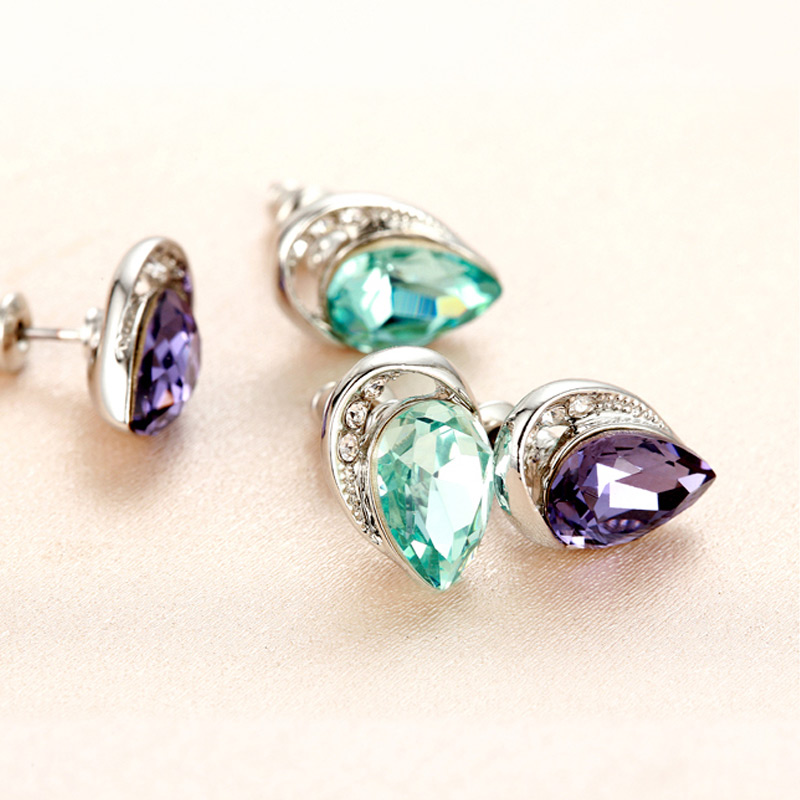 200Shinness Earrings