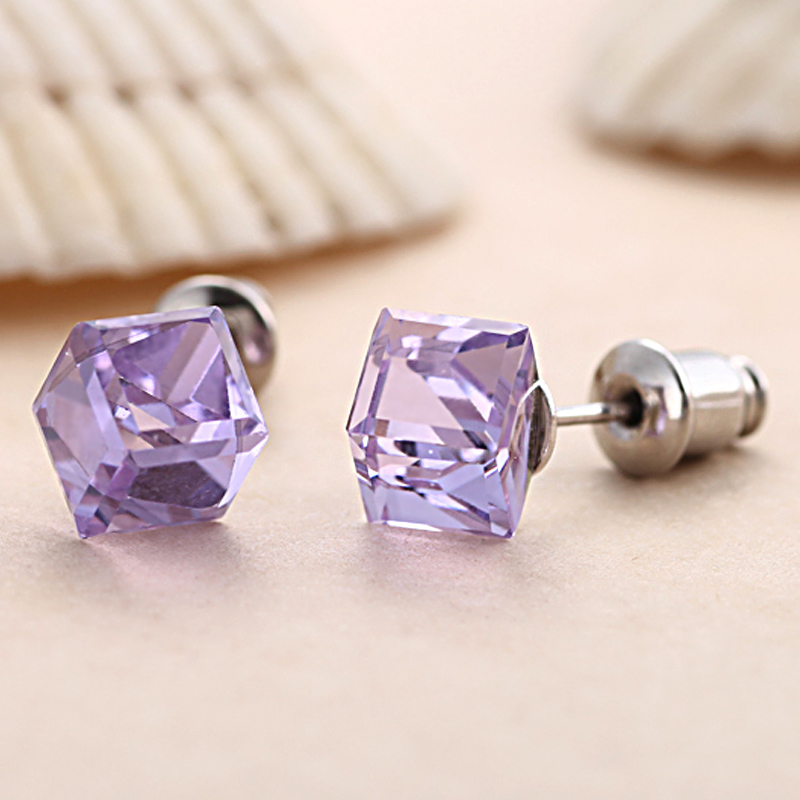 01Magic Cube Earrings